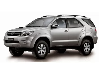  Fortuner (2004 - 2015)